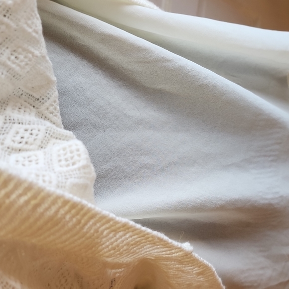 Lucky Brand women's crew neck sweat with split back and under blouse. Size XS - Picture 7 of 9